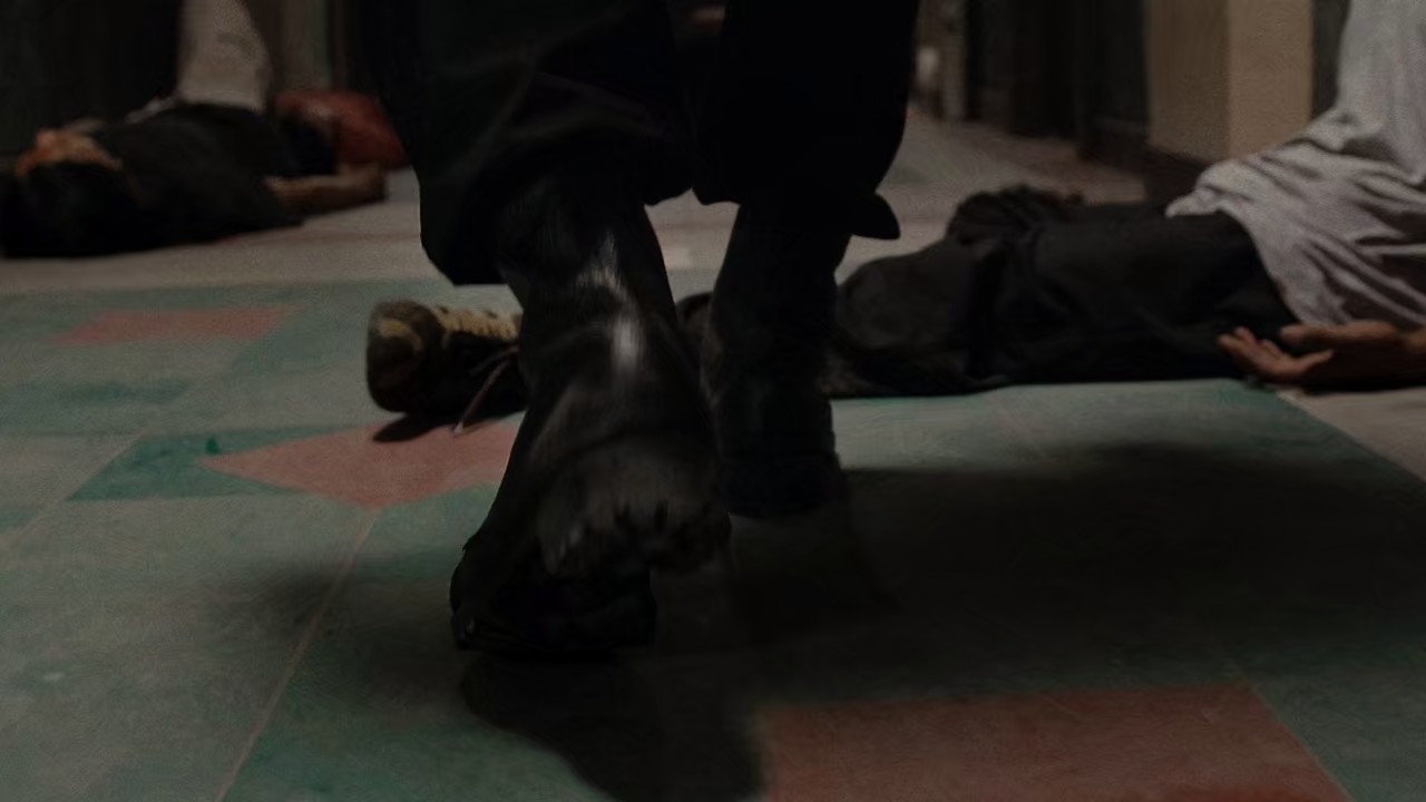 The Raid - Redemption (2011) REMASTERED BluRay Hindi + Id 720p 10bit x265 HEVC HE-AAC 5.1 ESub.mkv.0002